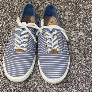 Size 6 blue and white striped shoes